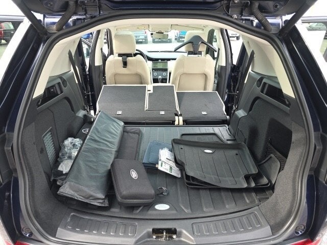 2022 Land Rover Discovery Sport SE