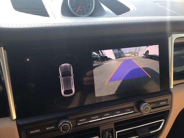 2019 Porsche Macan Base