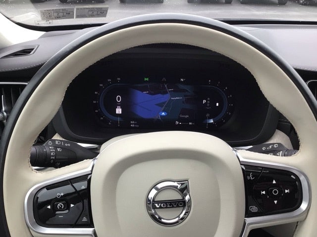 2022 Volvo XC60 B6 Inscription