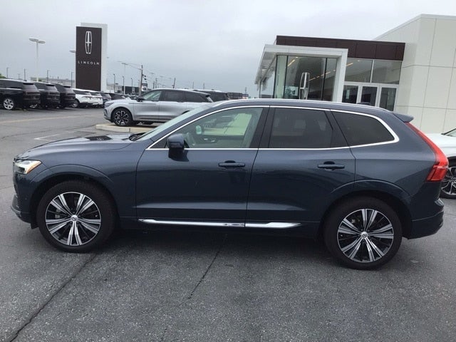 2022 Volvo XC60 B6 Inscription
