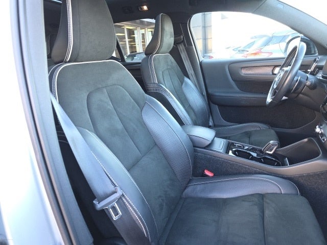 2019 Volvo XC40 R-Design