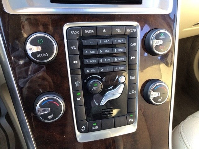 2012 Volvo XC60 3.2 Platinum