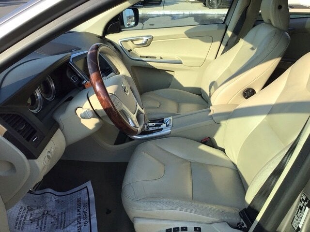 2012 Volvo XC60 3.2 Platinum