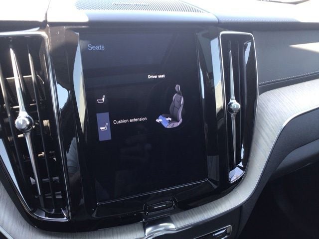 2020 Volvo XC60 T6 Inscription