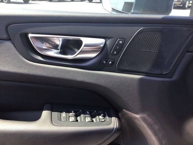 2020 Volvo XC60 T6 Inscription