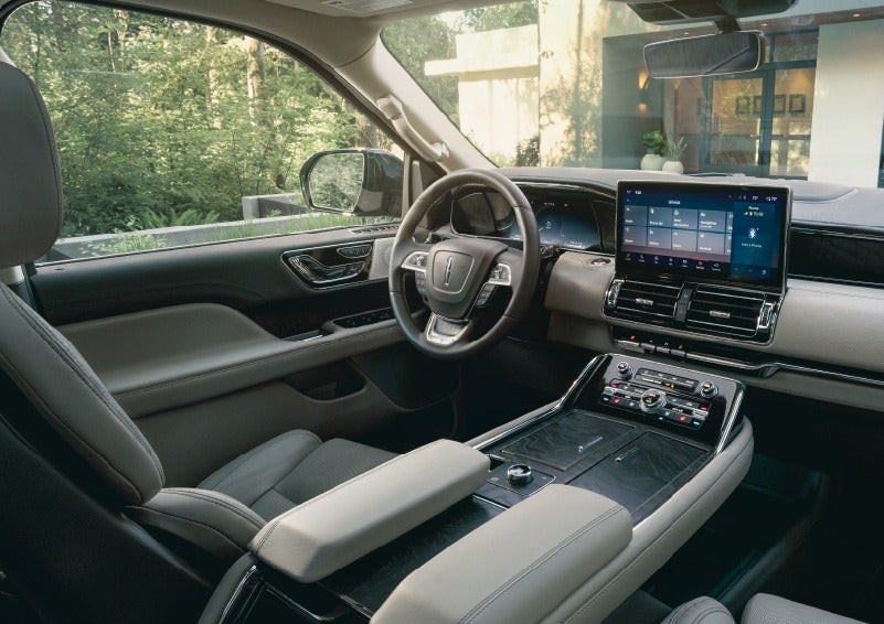 The calming interior of a 2023 Lincoln Navigator® SUV is shown. | Haldeman Lincoln in Allentown PA