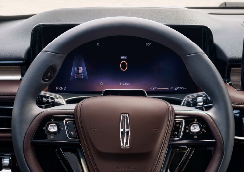 The driver’s information cluster display behind the steering wheel is shown. | Haldeman Lincoln in Allentown PA