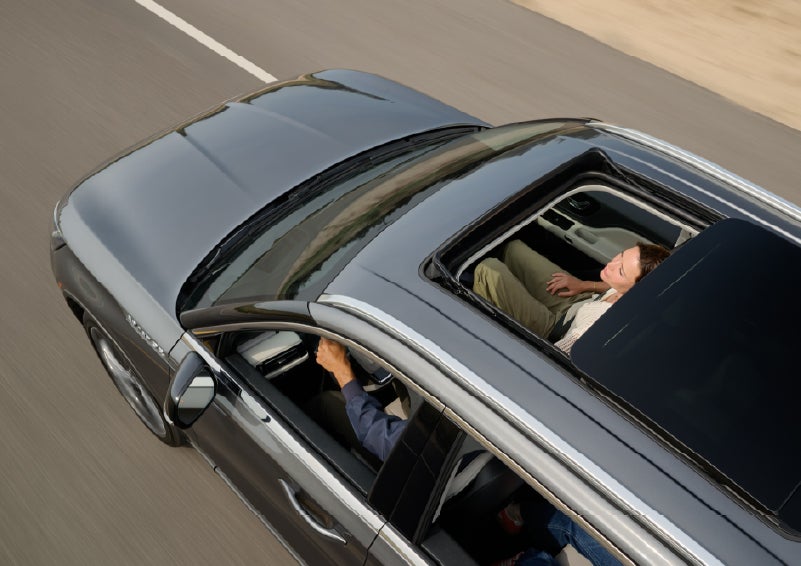 The available panoramic Vista Roof® of a 2027 Lincoln Aviator® SUV is open. | Haldeman Lincoln in Allentown PA