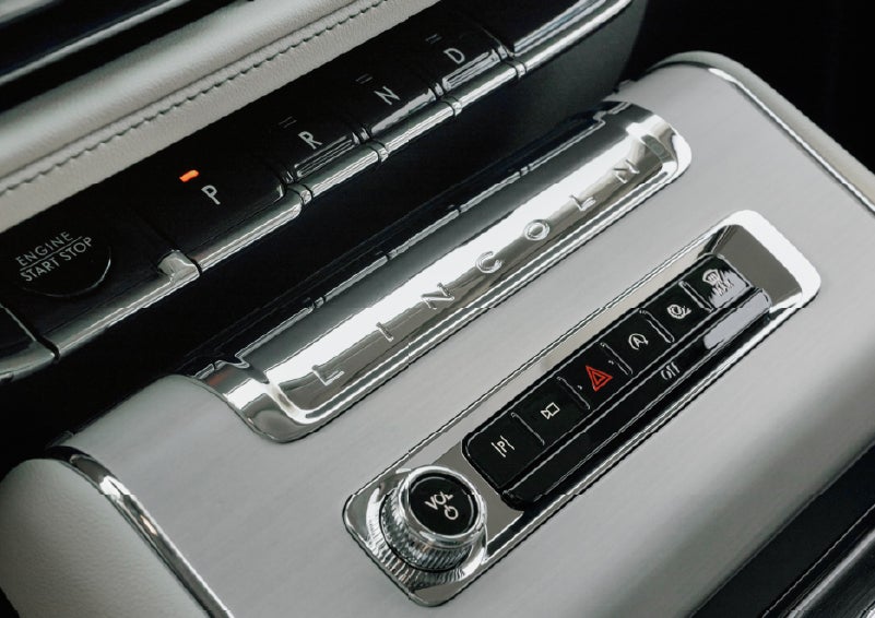The piano key gear selector of a 2027 Lincoln Aviator® Back Label™ SUV. | Haldeman Lincoln in Allentown PA